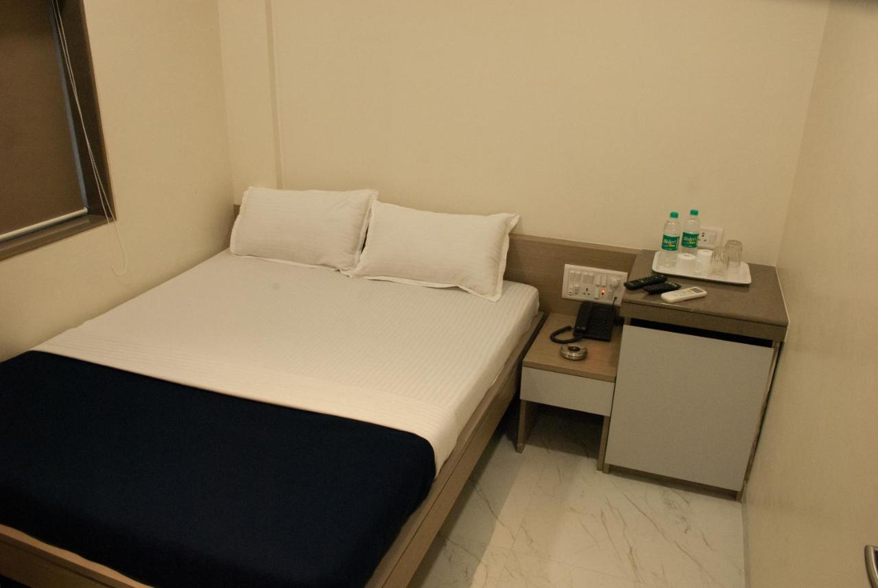 City Hotel Mumbai Dış mekan fotoğraf